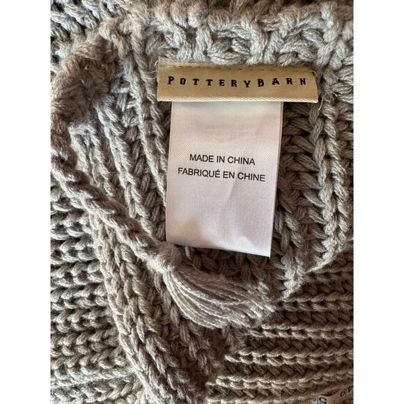 Pottery Barn Chunky knit blanket with tassels in gray size 60” x 50" - Picture 8 of 11